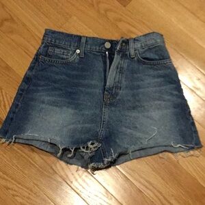 BDG Jean shorts size 25. 100% cotton